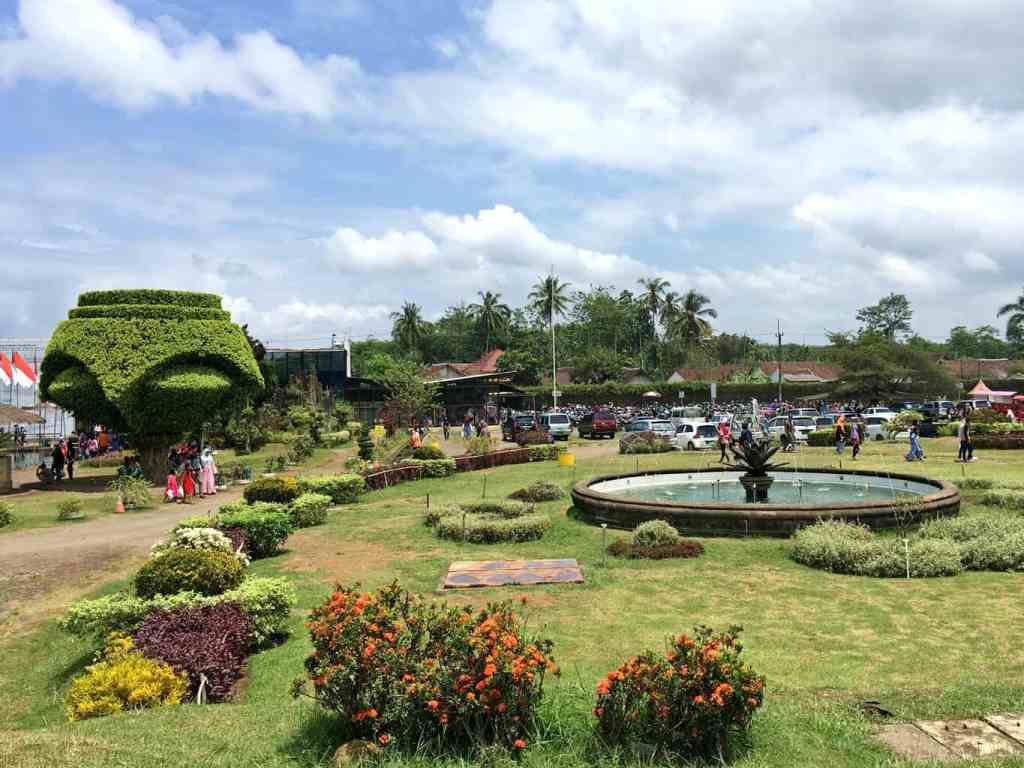 Taman Galaxy Jember, Tempat Rekreasi Keluarga yang Ramah dan&nbsp;Gratis