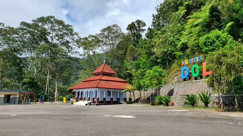Air Terjun Dolo, Wisata Besuki Yang Indah Berbalut Mitos