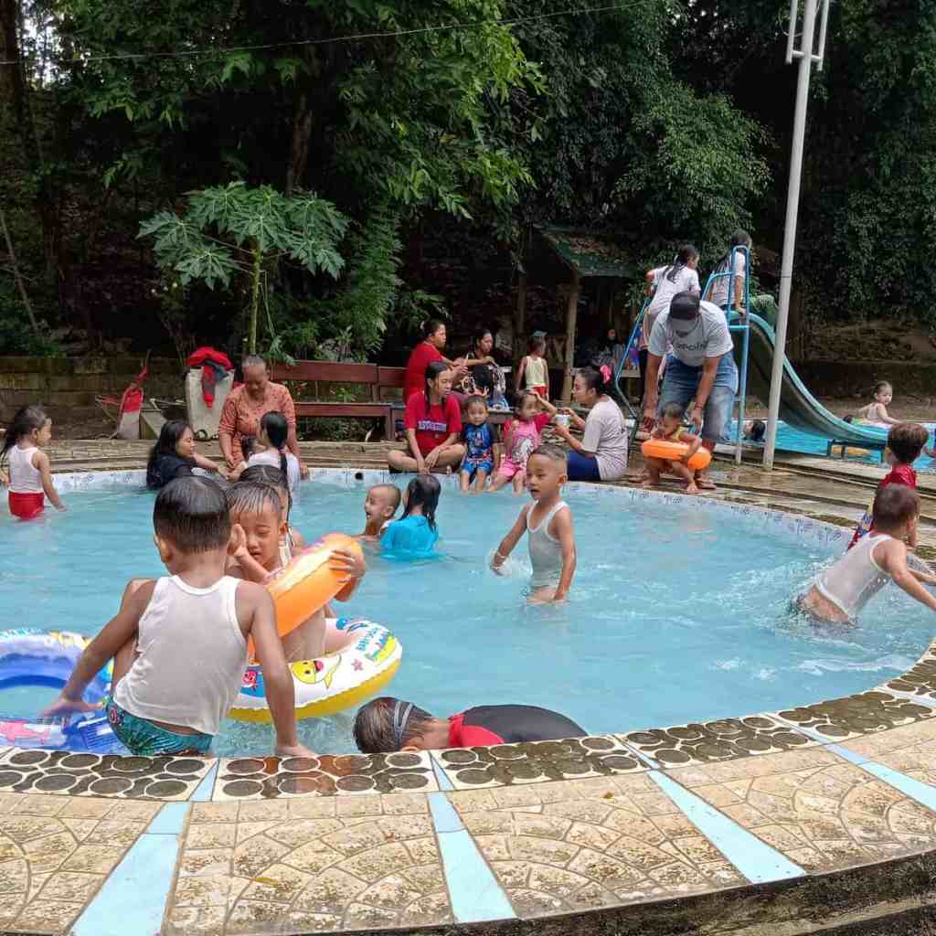 Wisata Pemandian Air Panas Brumbung di Lamongan Jawa Timur