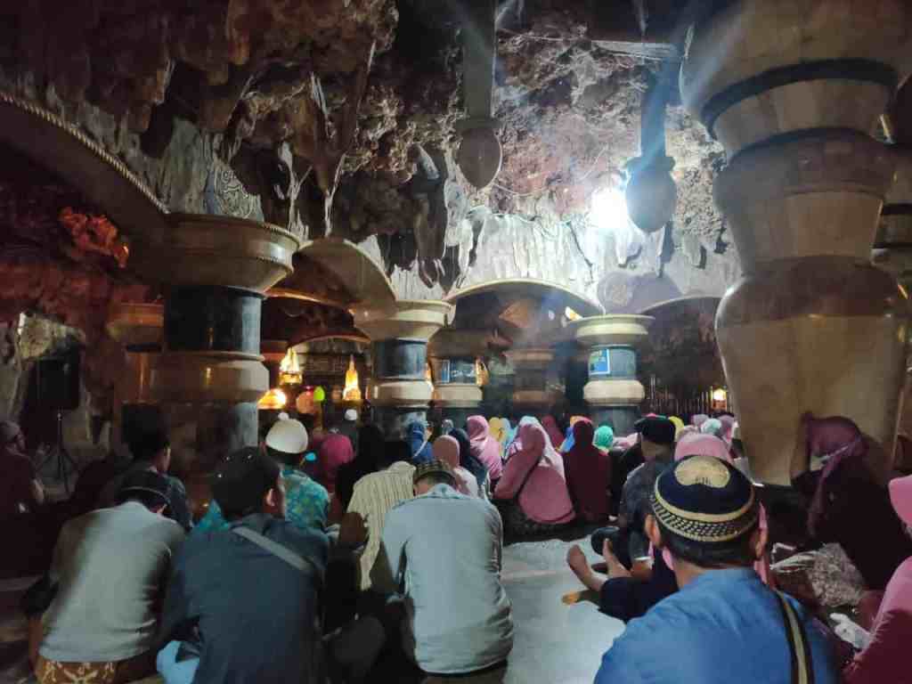 Wisata Religi Masjid Aschabul Kahfi Perut Bumi Al Maghribi Tuban